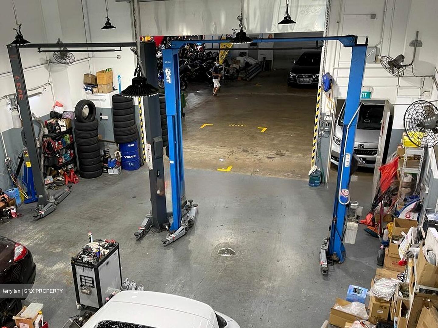 Premier @ Kaki Bukit (D14), Factory #467284151